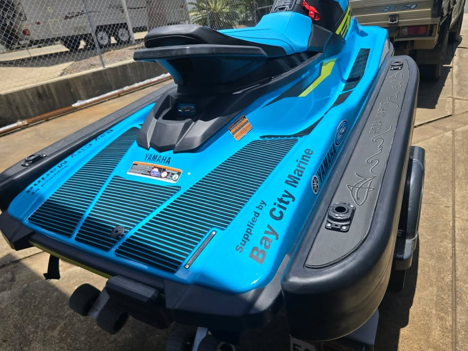 Yamaha jet ski fitted with JFM Gen 4 Collars