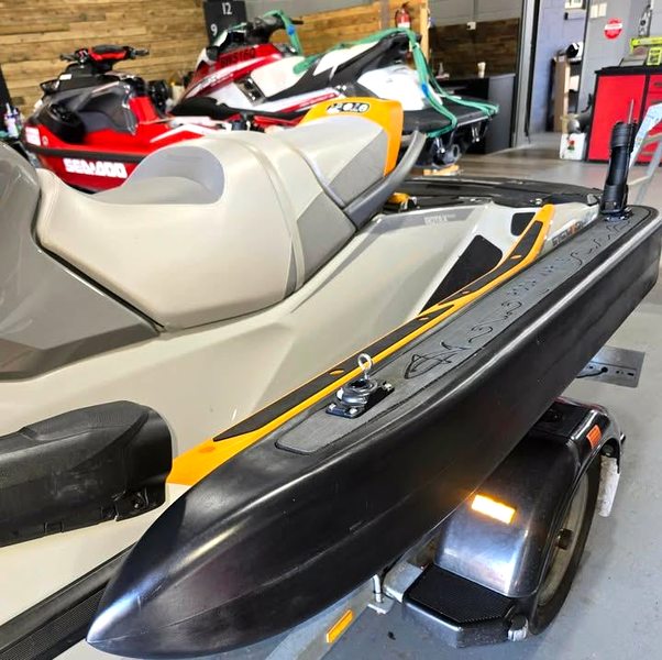 Sea-Doo Fishpro Jan 2026 with rod holders