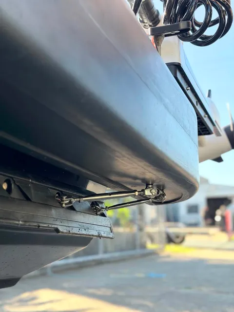 Reinforcement underneath the JFM collar mounting system